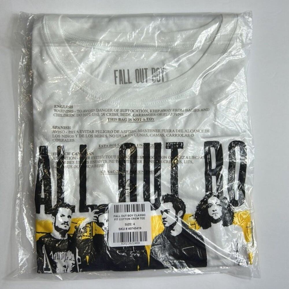 Fall Out Boy T Shirt Torrid NWT 4 4X 26 Plus Size Rock Band Pop Punk